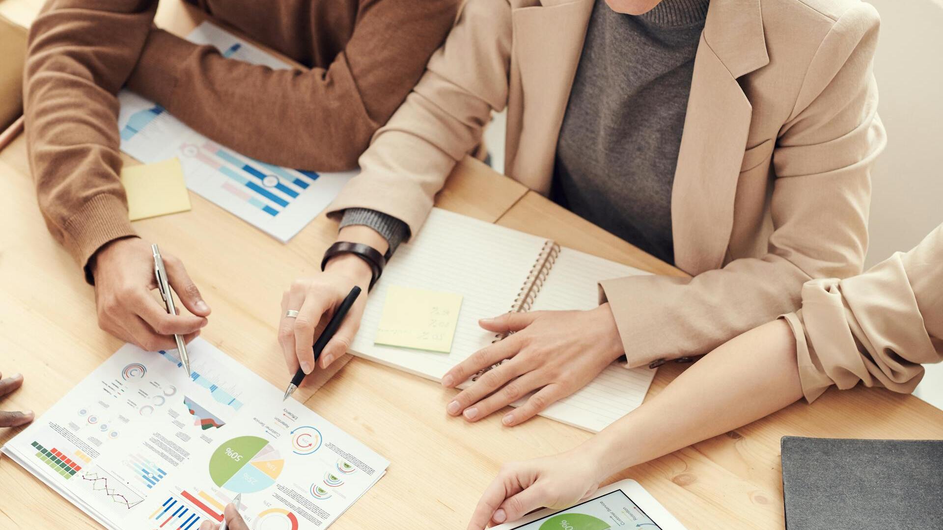 AI Standup Tools: Cut Meeting Time by 60% in 2026