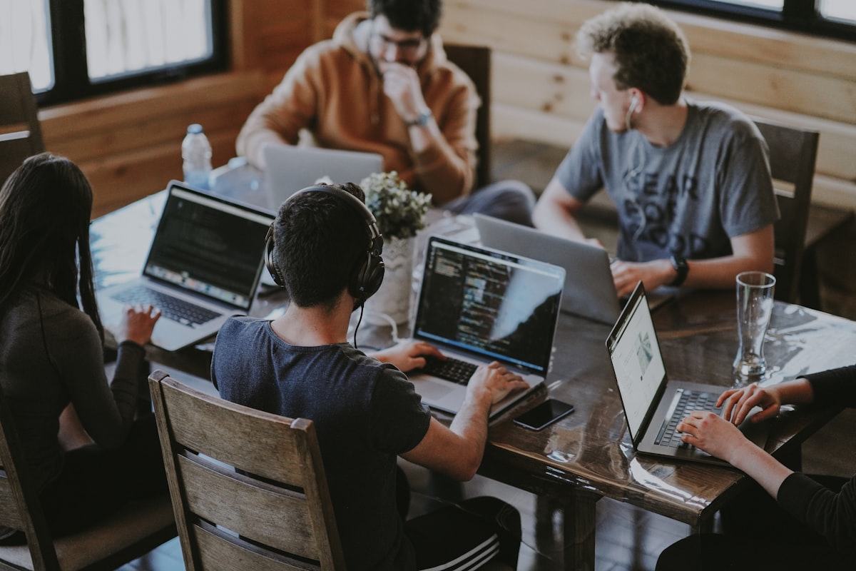 Team collaboration and communication in agile workflow